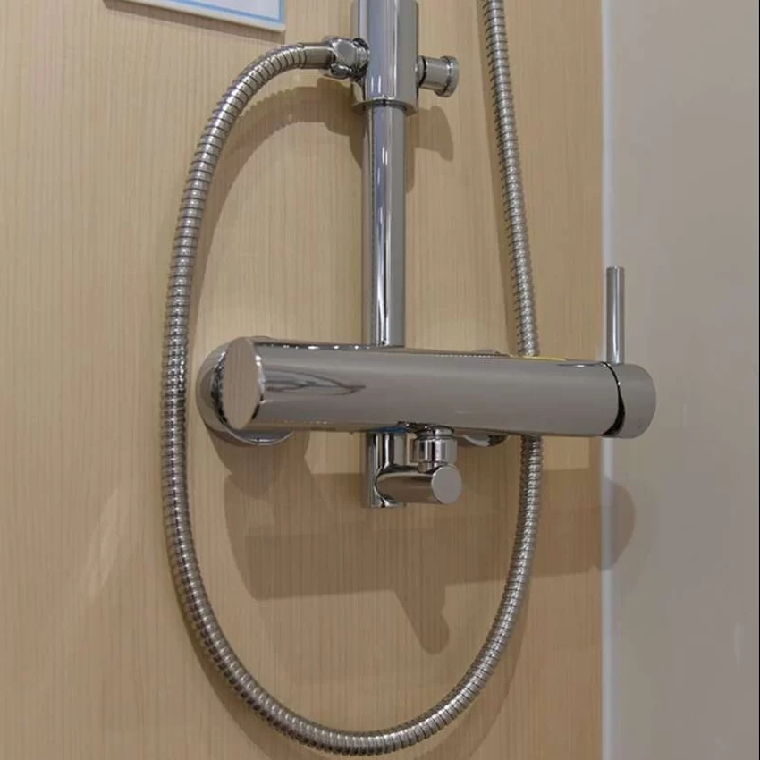 Bộ sen cây nóng lạnh INAX BFV-70S (BFV70S) 17 Cận cảnh Bộ sen cây nóng lạnh INAX BFV-70S