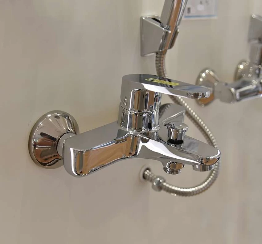 Bộ vòi sen tắm nóng lạnh INAX BFV-113S (BFV113S) 14 Bộ vòi sen tắm nóng lạnh INAX BFV-113S Hình 3