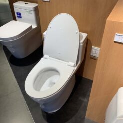 Bồn cầu 1 khối TOTO MS188VKT8 T53P100VR nắp đóng êm TC600VS