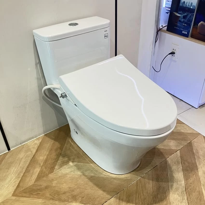 Bồn cầu 1 khối TOTO MS857DE4 SKU: MS857DE4#XW Bồn cầu 1 khối TOTO MS857DE4 nắp rửa cơ TCW1211A hình 2