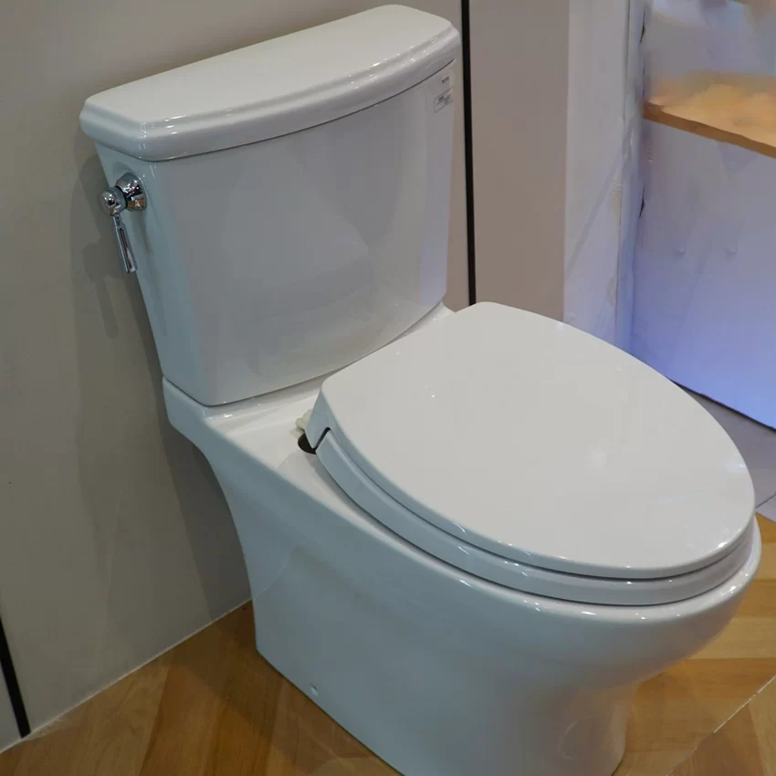 Chi tiết thiết kế bồn cầu 2 khối TOTO CS986GT2 - SKU: CS986GT2#XW Chi tiết sản phẩm bồn cầu 2 khối TOTO CS986GT2