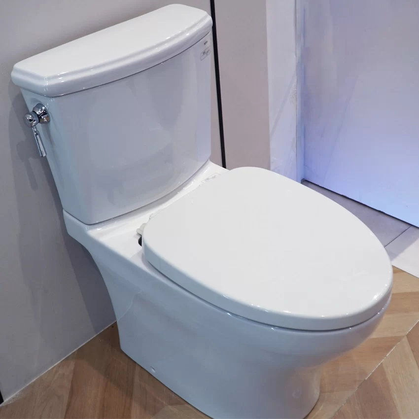 Cận cảnh bề mặt sứ của TOTO CS986GT3 Cận cảnh bề mặt sứ của TOTO CS986GT3
