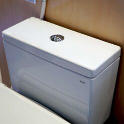 Bồn cầu TOTO CS302DE4 2 khối nắp rửa cơ TCW1211A