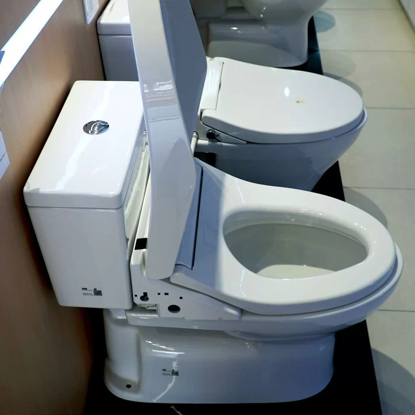 Bồn cầu TOTO CS302DW14 2 khối nắp điện tử Washlet C5 TCF24410AAA 9 Bồn cầu TOTO CS302DW14 2 khối nắp điện tử Washlet C5 TCF24410AAA
