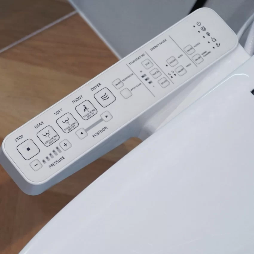 Bồn cầu TOTO CS326DW16 2 khối nắp điện tử Washlet C2 TCF23410AAA 8 Bồn cầu TOTO CS326DW16 2 khối nắp điện tử Washlet C2 TCF23410AAA
