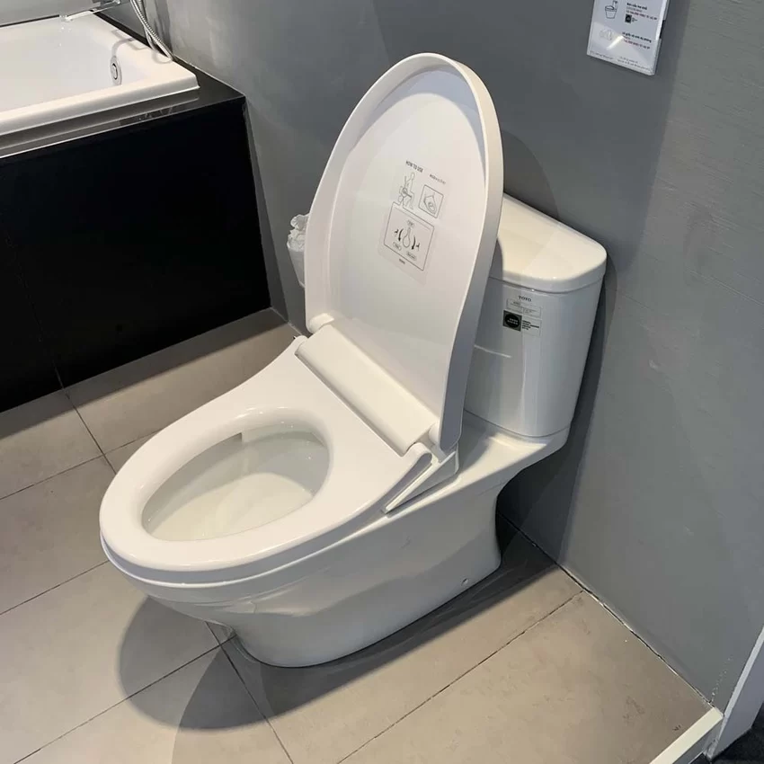 Bồn cầu TOTO CS767RE4 2 khối nắp rửa cơ TCW1211A 11 Bồn cầu TOTO CS767RE4 2 khối nắp rửa cơ TCW1211A