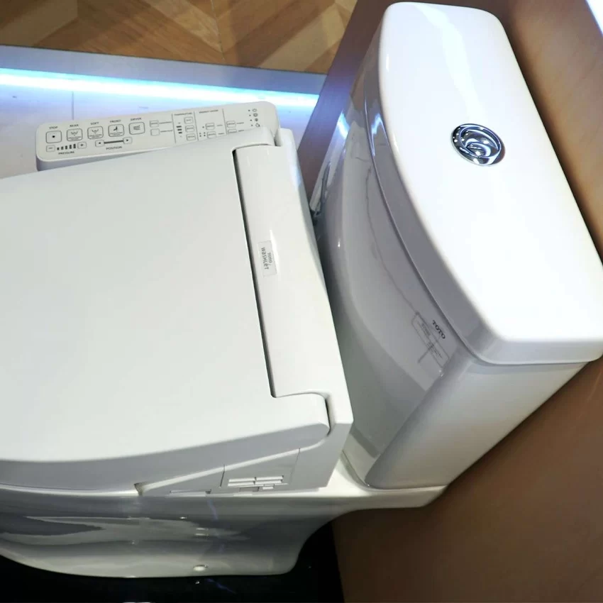 Bồn cầu TOTO CS769DRW16 2 khối nắp điện tử Washlet C2 TCF23410AAA 21 Bồn cầu TOTO CS769DRW16 với Washlet C2 - Hình 2