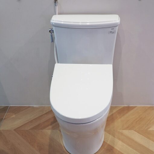 Bồn cầu TOTO CS986GE4 2 khối nắp rửa cơ TCW1211A