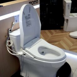 Bồn cầu TOTO MS885DW11 1 khối nắp điện tử Washlet S7 TCF4911Z