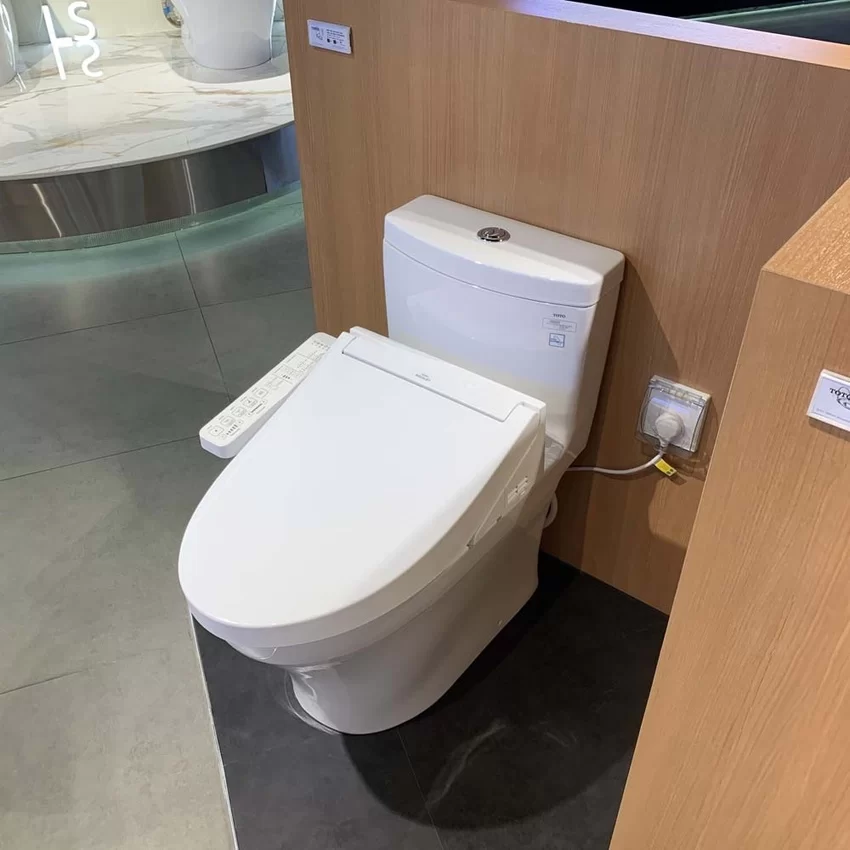 Bồn cầu TOTO MS889CDRW17 Bồn cầu TOTO MS889CDRW17 1 khối nắp điện tử Washlet C2 TCF23460AAA giấu dây 2