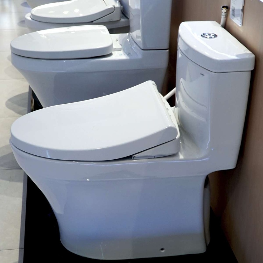 Tính năng bồn cầu TOTO MS889DRE4 1 khối nắp rửa cơ TCW1211A