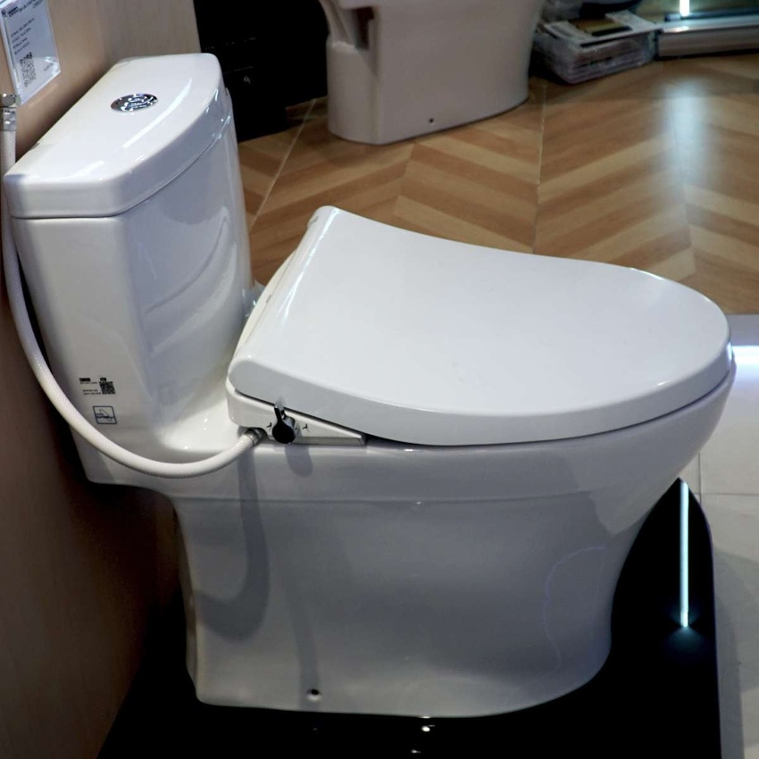 Thiết kế bồn cầu TOTO MS889DRE4 1 khối nắp rửa cơ TCW1211A