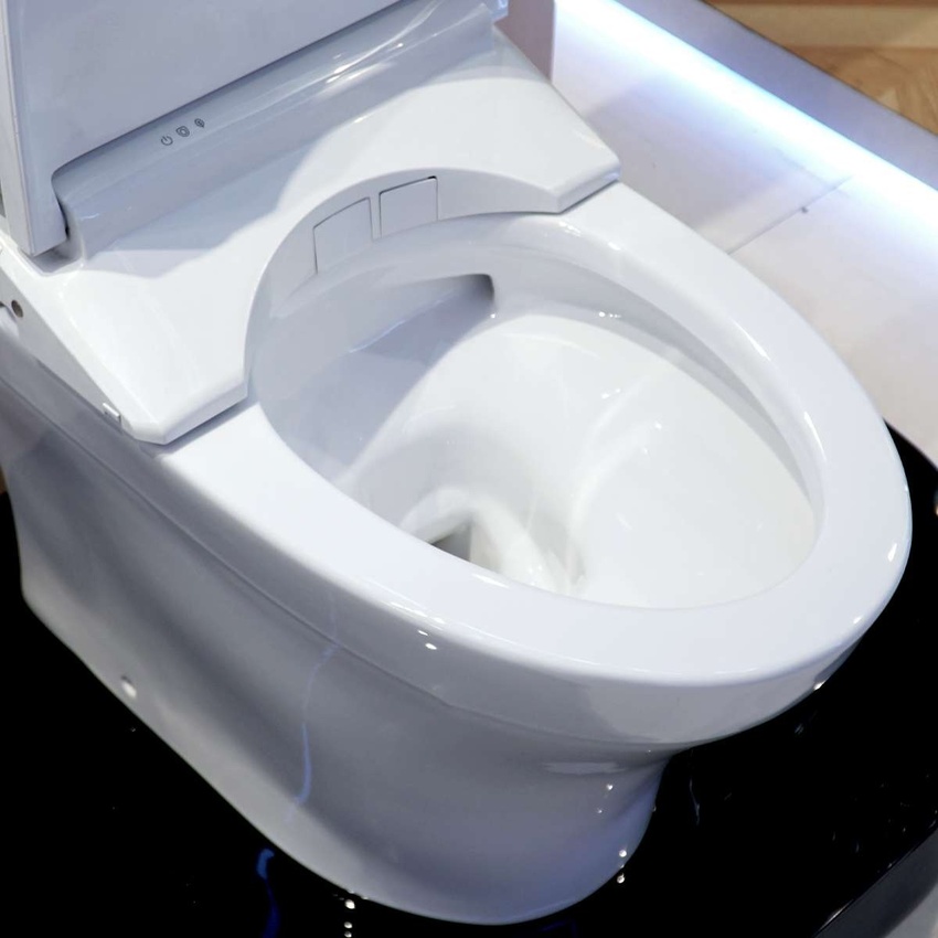 Bồn cầu TOTO MS889DRW11 trong phòng tắm