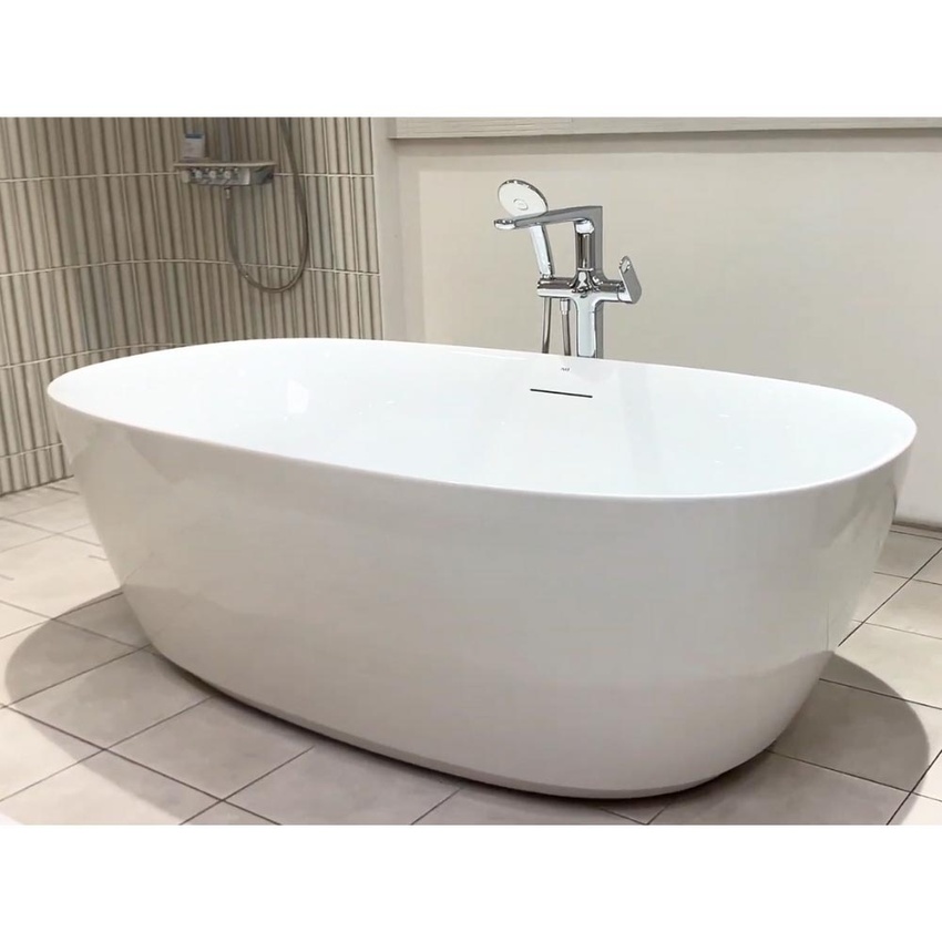 Chất liệu Acrylic sáng bóng của INAX BF-1760V