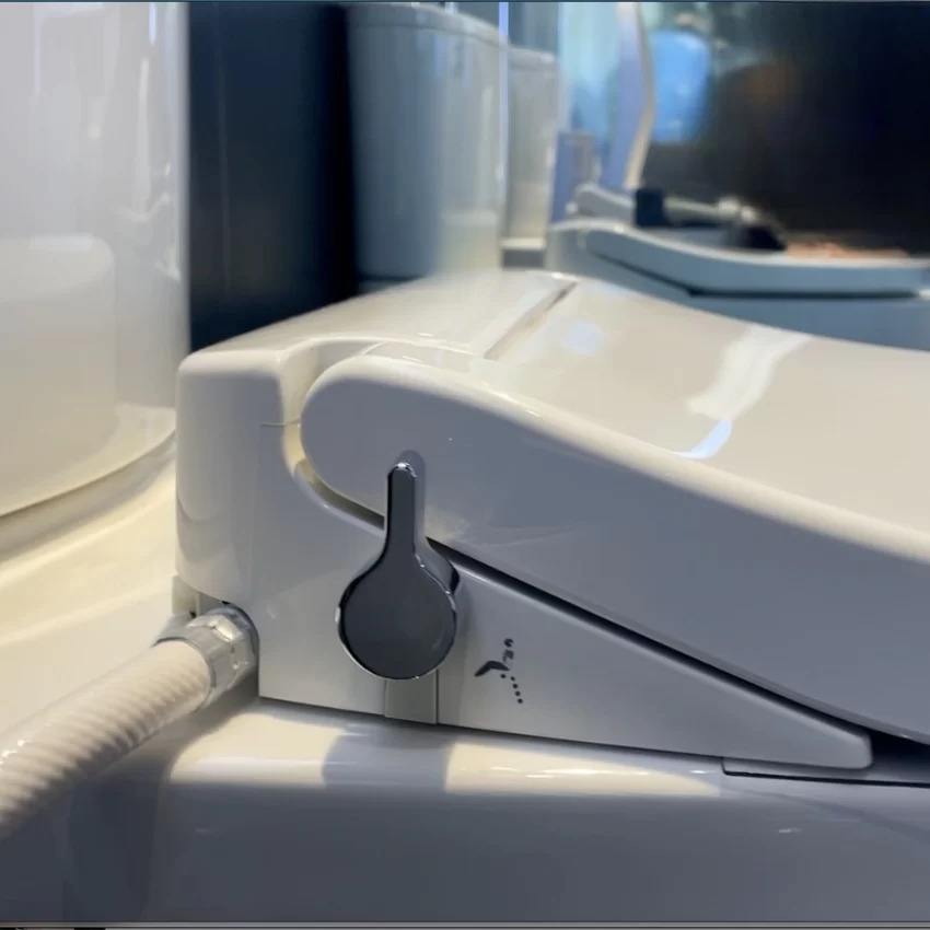Ứng dụng Eco washer trong không gian sống Ứng dụng Eco washer TOTO TCW07S (E2) trong không gian nhà tắm