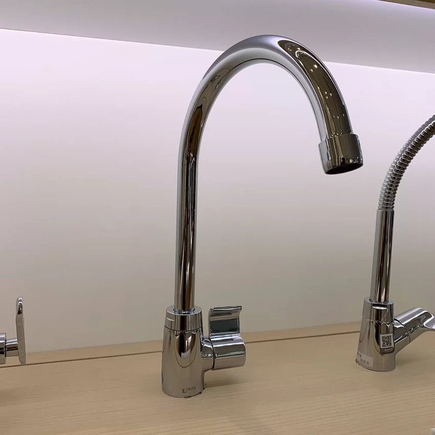 Thiết kế sang trọng của vòi INAX SFV-21 Thiết kế sang trọng của vòi INAX SFV-21