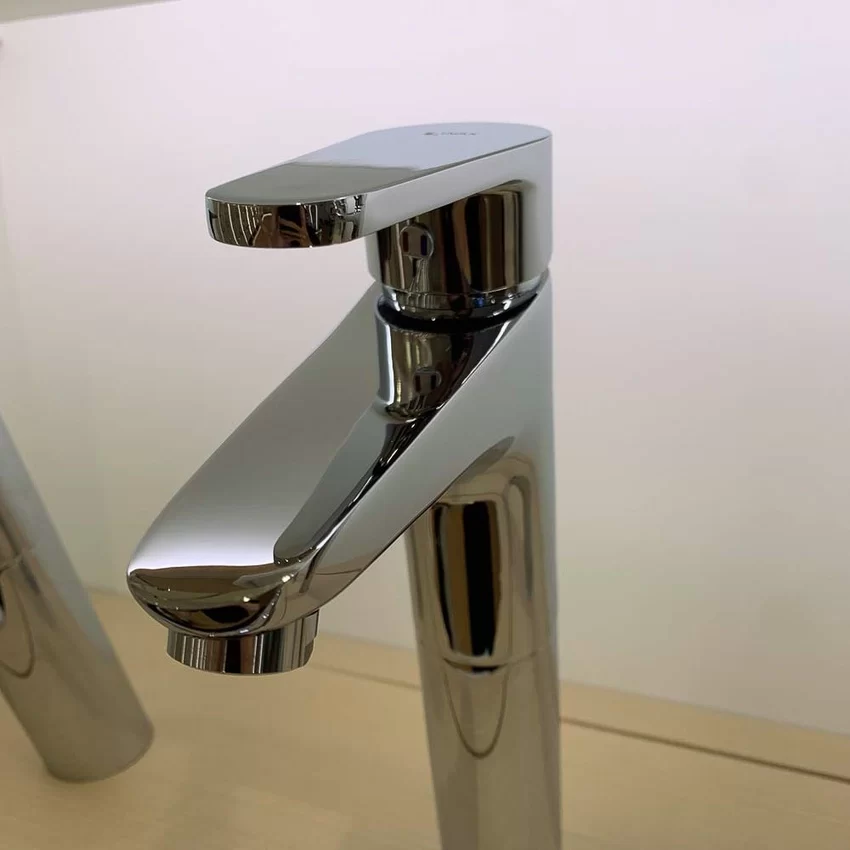Vòi chậu Lavabo INAX LFV-112S trong không gian hiện đại