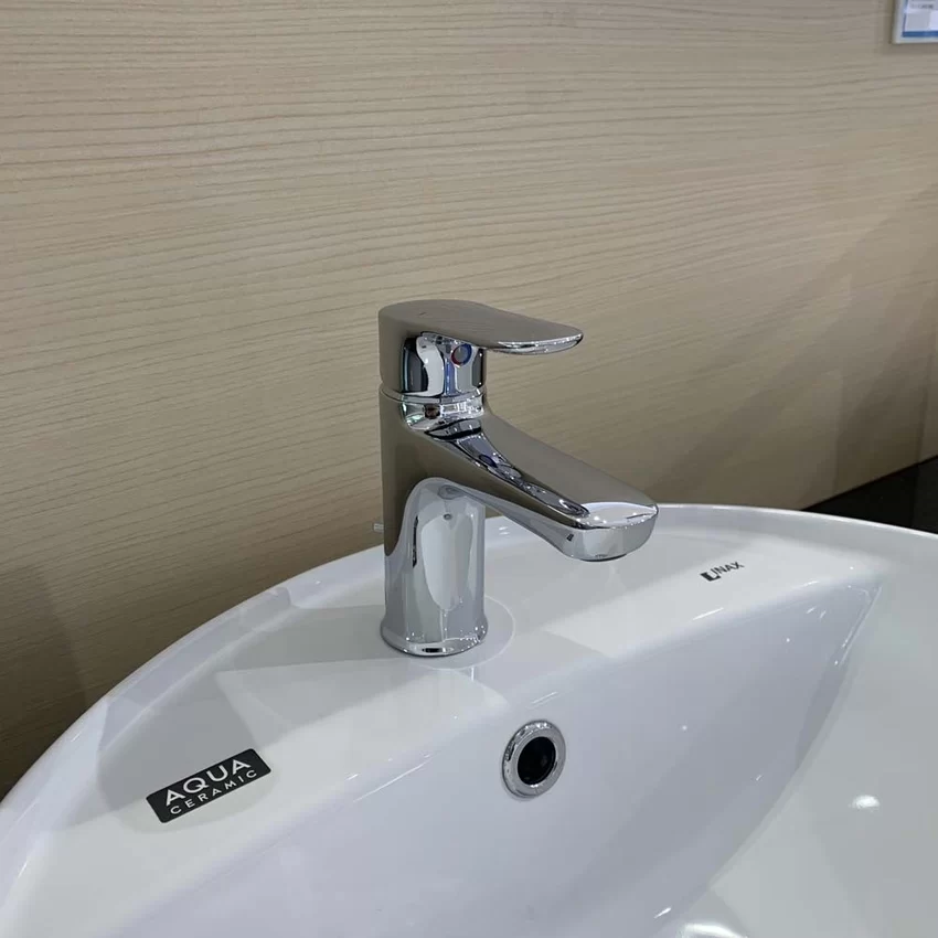 Vòi chậu lavabo nóng lạnh INAX LFV-1402S (LFV1402S) 10 voi chau lavabo nong lanh inax lfv 1402s 3