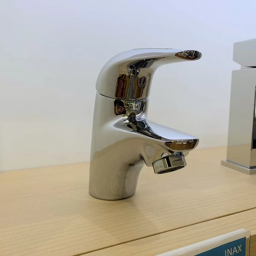 Vòi chậu lavabo nóng lạnh INAX LFV-3002S (LFV3002S) 11 voi chau lavabo nong lanh inax lfv 3002s 2