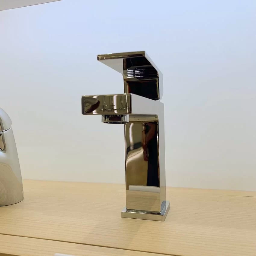 Vòi chậu lavabo INAX mã LFV-402S Vòi chậu lavabo nóng lạnh INAX LFV-402S ảnh 2