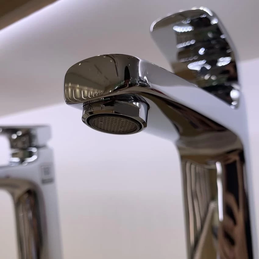 Vòi chậu lavabo nóng lạnh INAX LFV-5000SH - Thiết kế hiện đại Vòi chậu lavabo nóng lạnh INAX LFV-5000SH - Thiết kế hiện đại
