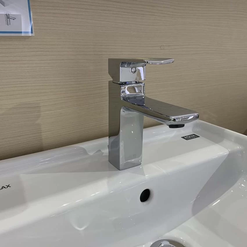 Vòi chậu lavabo nóng lạnh INAX LFV-5012S (LFV5012S) 17 voi chau lavabo nong lanh inax lfv 5012s 2