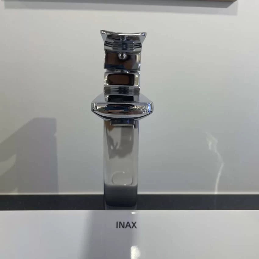 Vòi chậu INAX bền đẹp với thời gian Vòi chậu INAX bền đẹp với thời gian