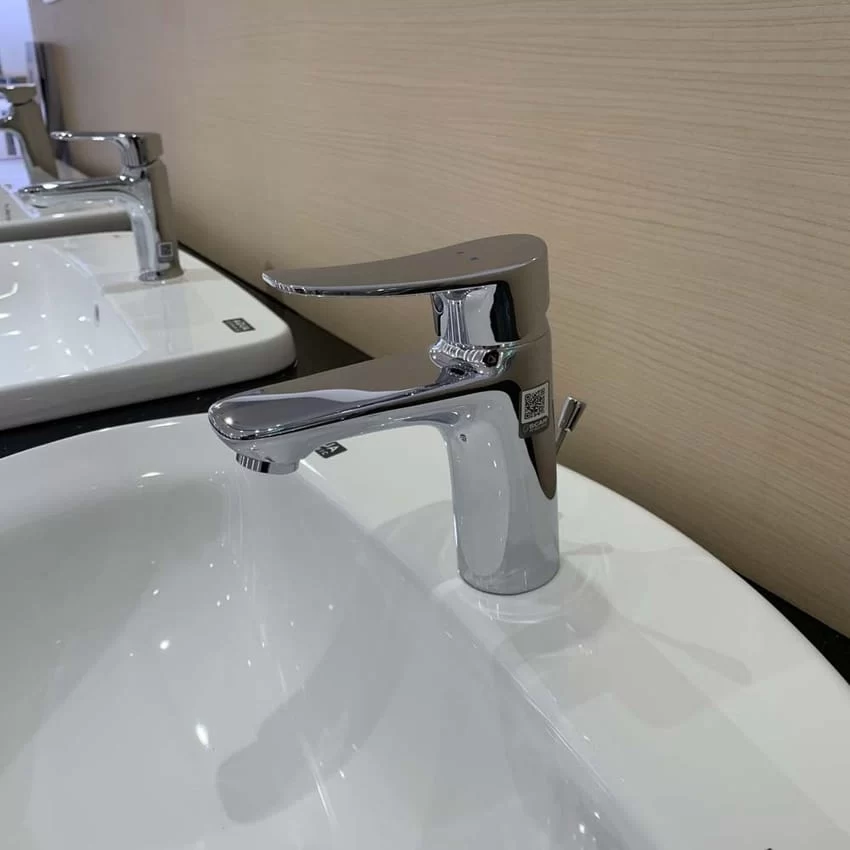 INAX LFV-502S – Mặt chính Vòi lavabo nóng lạnh INAX LFV-502S – mặt chính