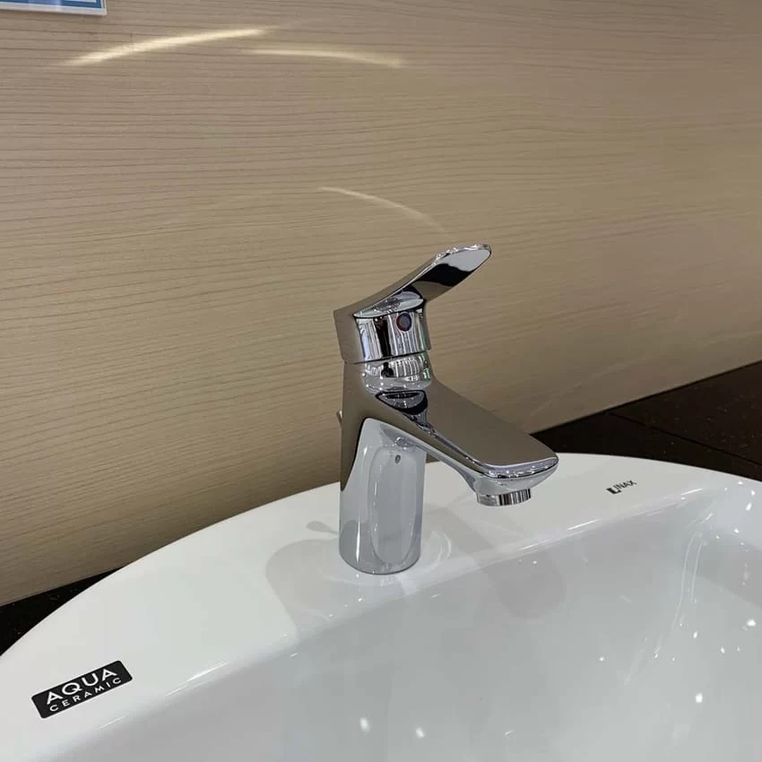 Vòi chậu lavabo nóng lạnh INAX LFV-502S (LFV502S) 6 voi chau lavabo nong lanh inax lfv 502s 8