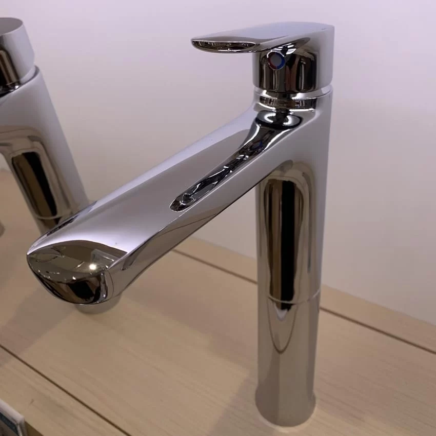 Góc nhìn cận cảnh Vòi chậu lavabo INAX - SKU LFV-502SH Góc nhìn cận cảnh Vòi chậu lavabo INAX