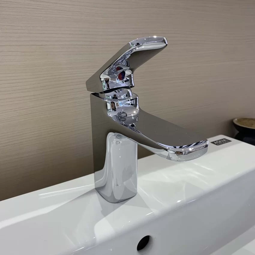 Ứng dụng vòi lavabo nóng lạnh INAX LFV-632S trong phòng tắm Ứng dụng thực tế vòi nóng lạnh INAX LFV-632S