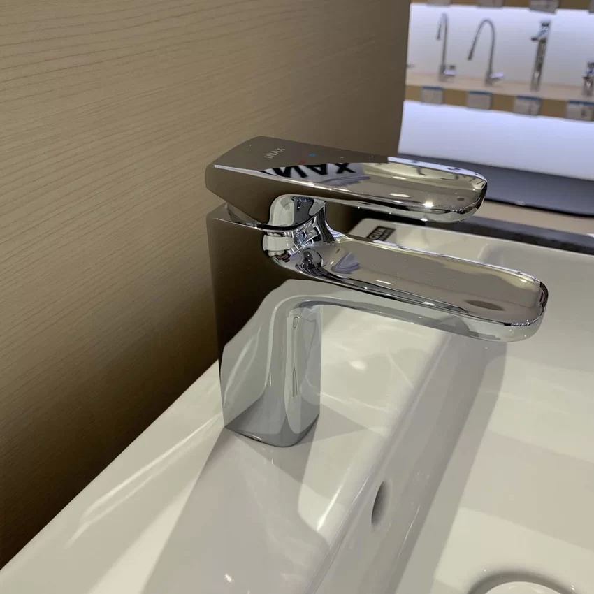 Chi tiết thiết kế tinh xảo của INAX LFV-632S Chi tiết vòi lavabo nóng lạnh INAX LFV-632S