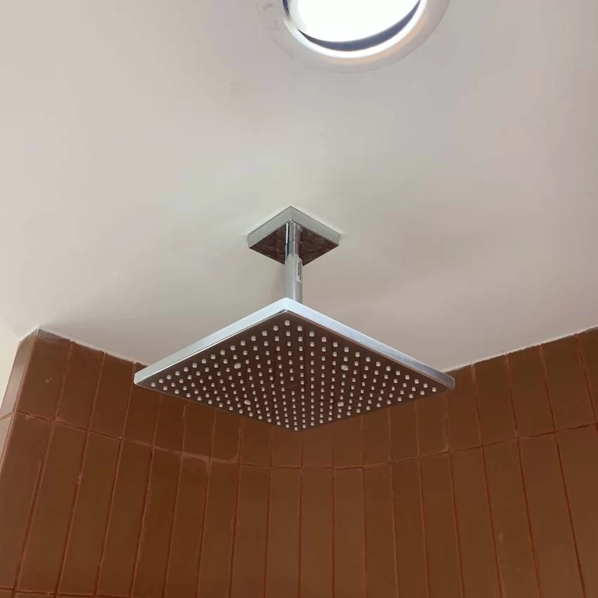 Ứng dụng trong không gian sang trọng Ứng dụng thực tế bát sen TOTO TBW08002A1