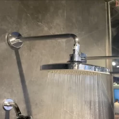 Bát sen tắm gắn tường TOTO TBW02004A (2 chế độ, vuông, 210mm) 12 Bát sen tắm gắn tường TOTO TBW02004A (2 chế độ, vuông, 210mm)