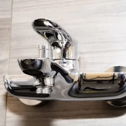 Bộ sen tắm nóng lạnh TOTO TBG01302VA TBW01008A