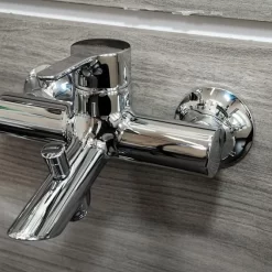 Bộ sen tắm nóng lạnh TOTO TBS01302V DGH108ZR (5 chế độ)