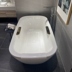 Bồn tắm đặt sàn TOTO PJY1886HPWMGE#GW GALALATO 1m8 tay vịn