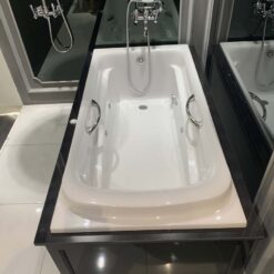 Bồn tắm massage TOTO PPYK1760ZRHPNE#P TVBF412 DB505R-2B ngọc trai 1m7 tay vịn gồm bộ xả thải