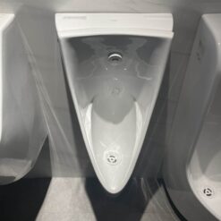 Bồn tiểu nam TOTO USWN902AEV treo tường