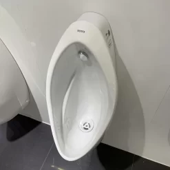 Bồn tiểu nam TOTO UT904HR treo tường xả 0.5L đường cấp nước phía sau 12 Bồn tiểu nam TOTO UT904HR treo tường xả 0.5L đường cấp nước phía sau