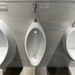 Bồn tiểu nam TOTO UT904N treo tường xả 2L đường cấp nước trên 12 Bồn tiểu nam TOTO UT904N treo tường xả 2L đường cấp nước trên