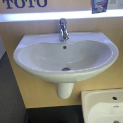 Chậu lavabo treo tường TOTO LHT240CS chân lửng 12 Chậu lavabo treo tường TOTO LHT240CS chân lửng