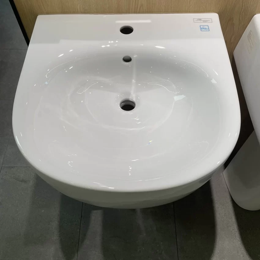 Chậu lavabo treo tường TOTO LPT766C chân dài 22 Chậu lavabo treo tường TOTO LPT766C chân dài - Hình 5