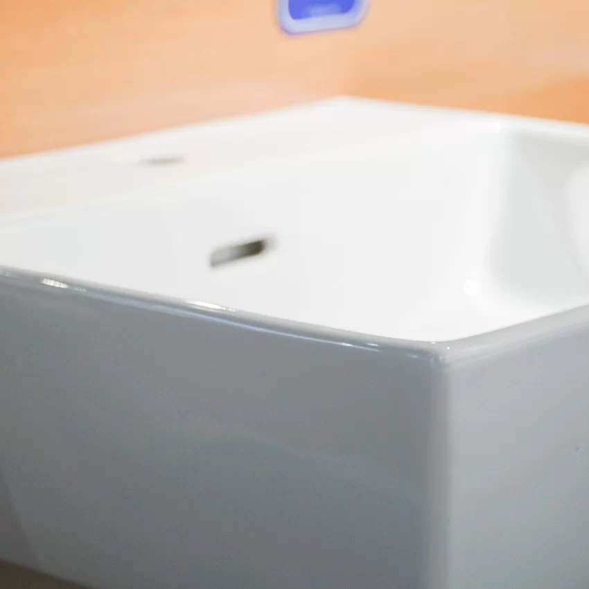 Chậu lavabo treo tường TOTO LT328C 11 Chậu lavabo treo tường TOTO LT328C