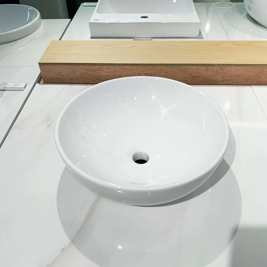 Chậu rửa lavabo TOTO LT1706 Chậu rửa lavabo TOTO LT1706 trong cảnh quan hiện đại