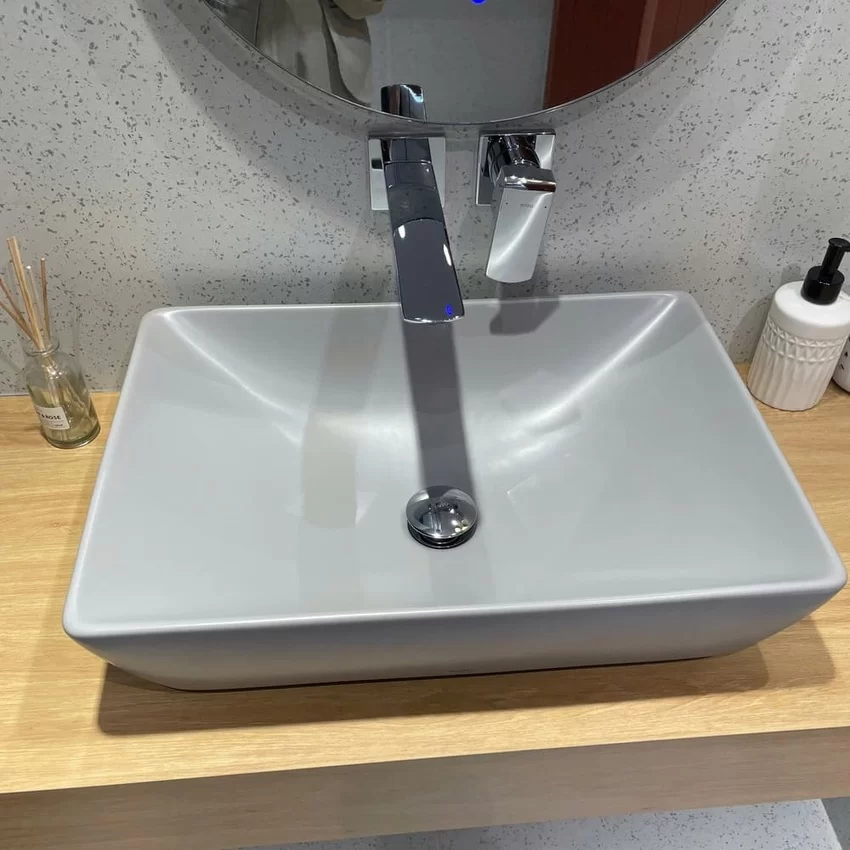 Chậu rửa lavabo đặt bàn TOTO LT1735 10 Chậu rửa lavabo đặt bàn TOTO LT1735