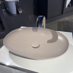 Chậu rửa lavabo đặt bàn TOTO LT4706 (Linear Ceram siêu mỏng 4mm)