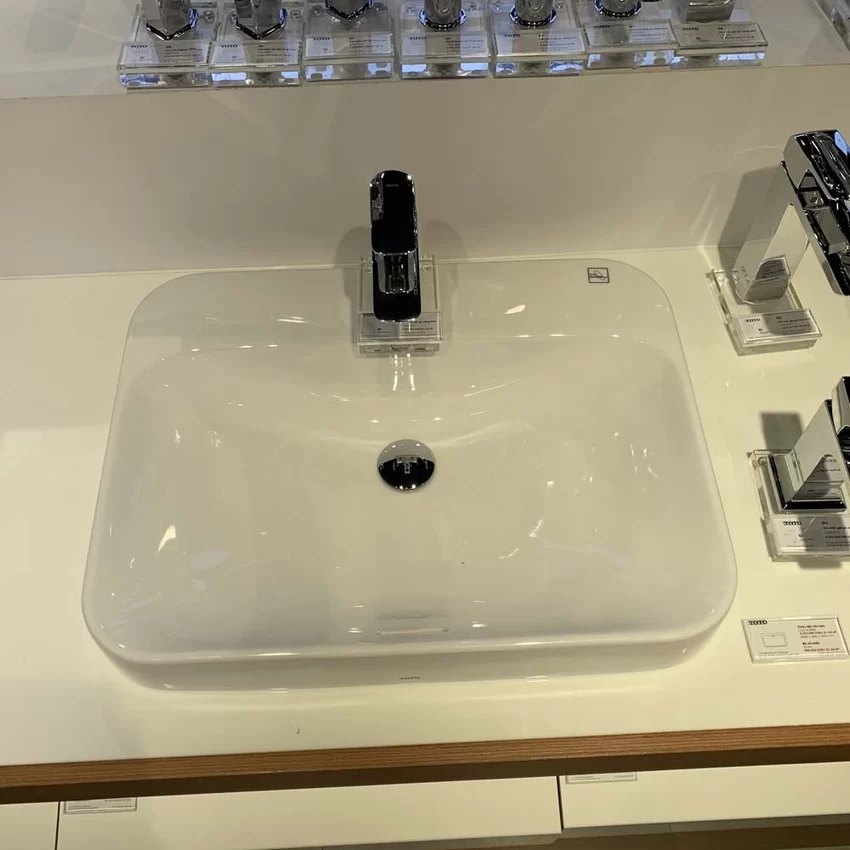Chậu rửa lavabo đặt bàn TOTO LT5616C 23 Chậu rửa lavabo TOTO LT5616C bền bỉ và chất lượng cao