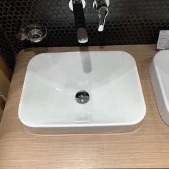Chậu rửa lavabo đặt bàn TOTO LT5715