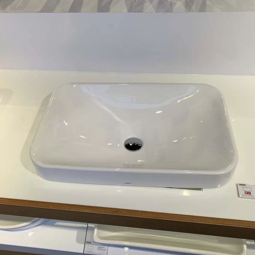 Chậu rửa lavabo đặt bàn TOTO LT5716 17 Chậu rửa lavabo TOTO LT5716 - Hình 2